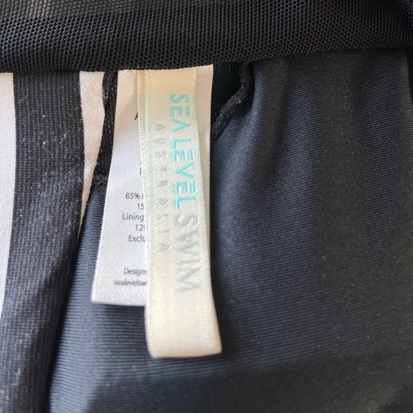 Sea Level Tie Front Bikini Top Size 10 - Picture 9 of 11